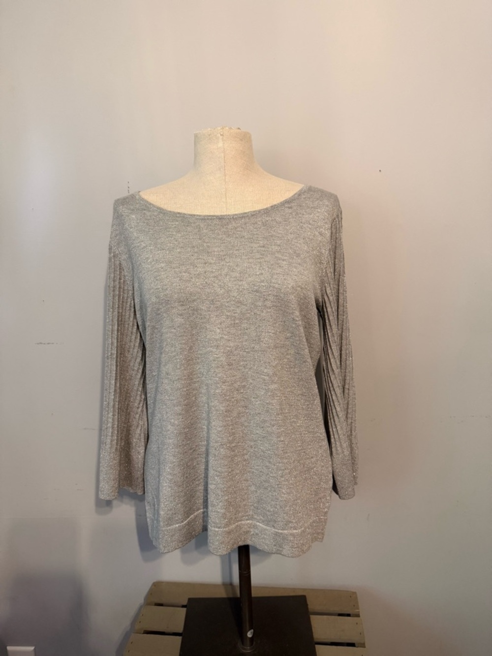 Talbots Gray Ribbed Sleeve Sweatshirt
